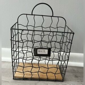 Mail Holder/Decor